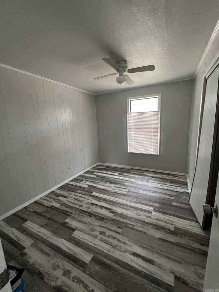 26 Charles St - Photo 4 of 8