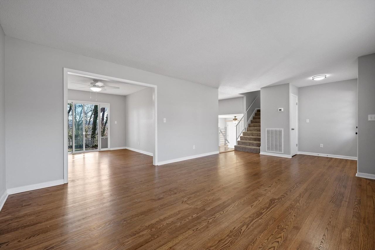 4508 Cloverdale Loop - Photo 6 of 38