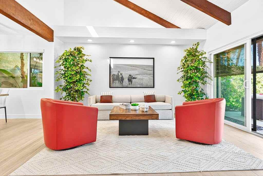 352 Forest Hills Dr - Photo 5 of 25