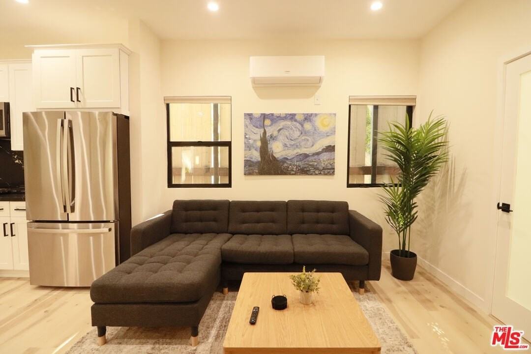 9040 Phyllis Ave Unit E #E - Photo 2 of 17