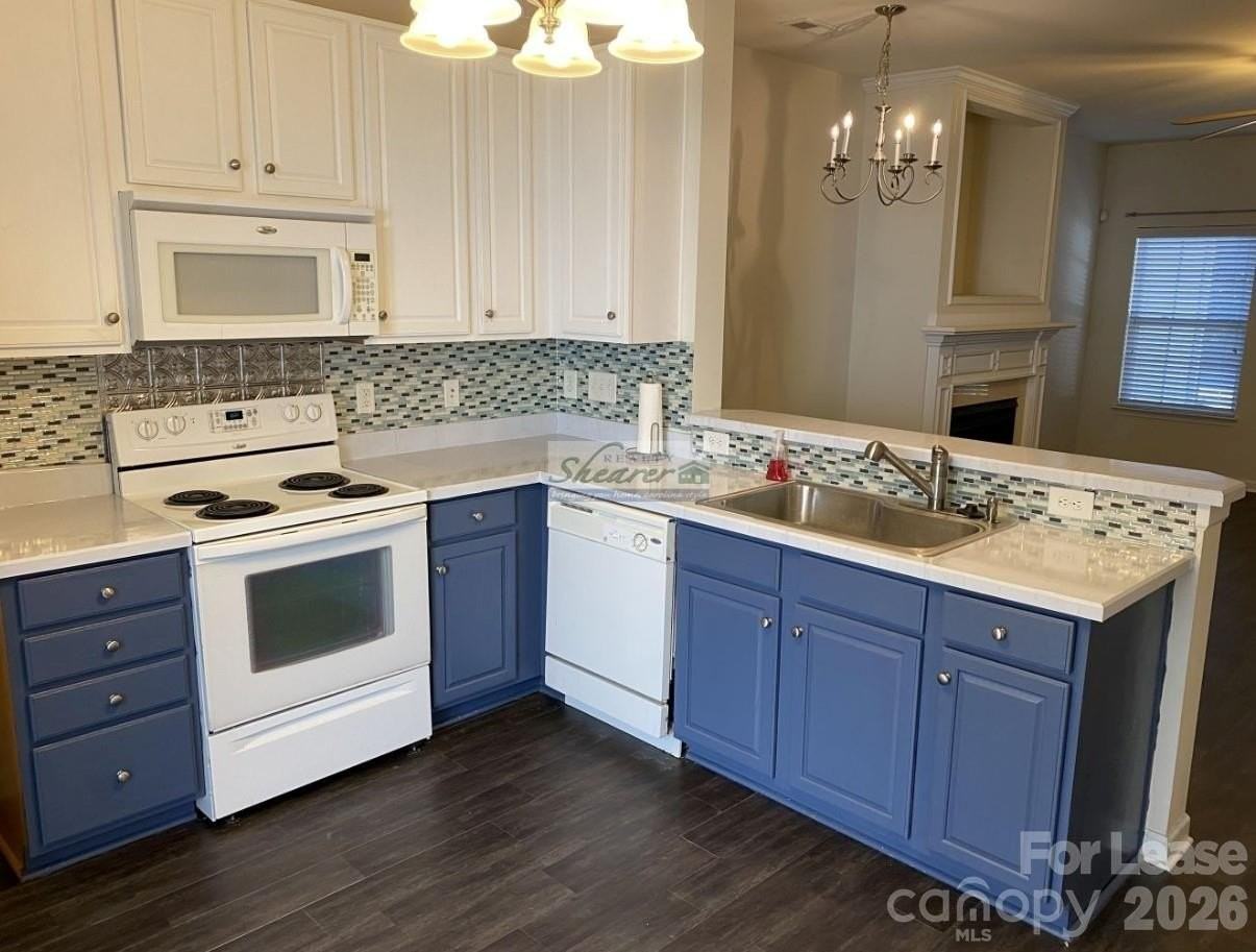 8709 Wandering Creek Way - Photo 7 of 18