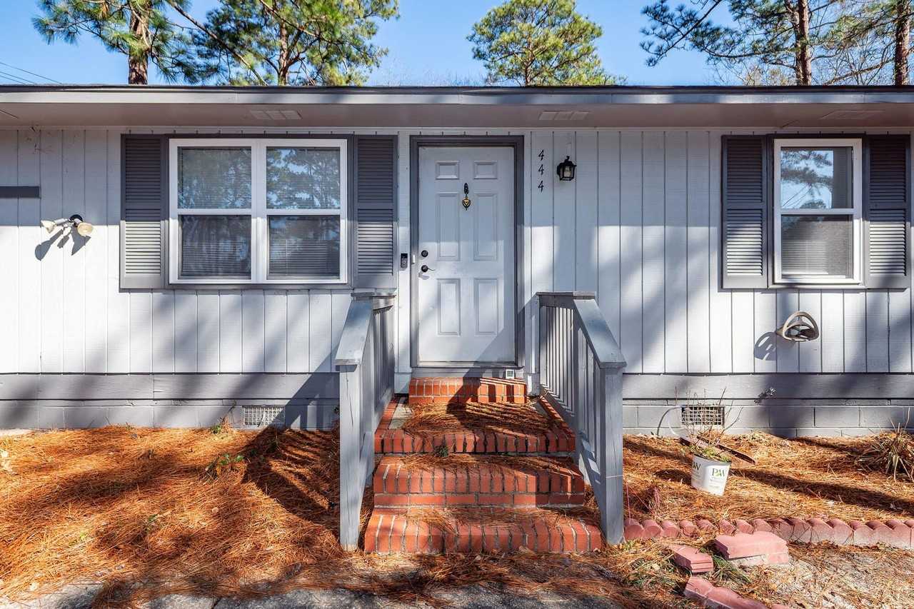 444 Academy Rd - Photo 2 of 21