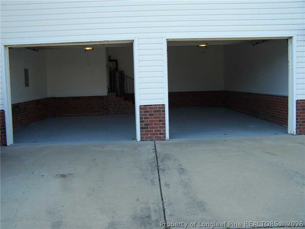 1753 Cherry Point Dr - Photo 2 of 38