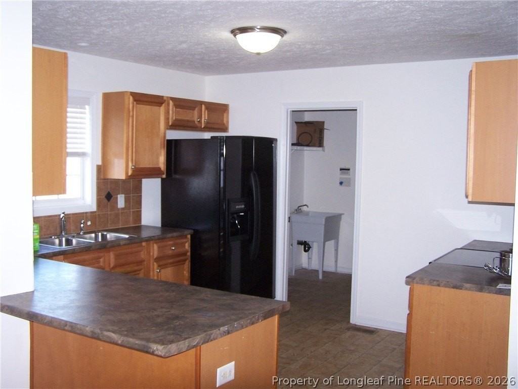 1753 Cherry Point Dr - Photo 5 of 38