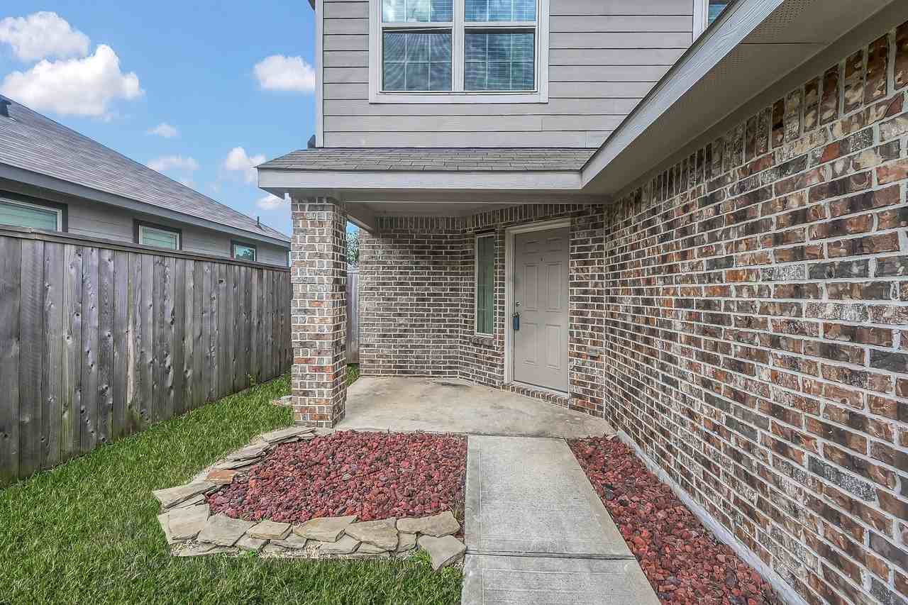 1714 Campos Ct - Photo 2 of 23