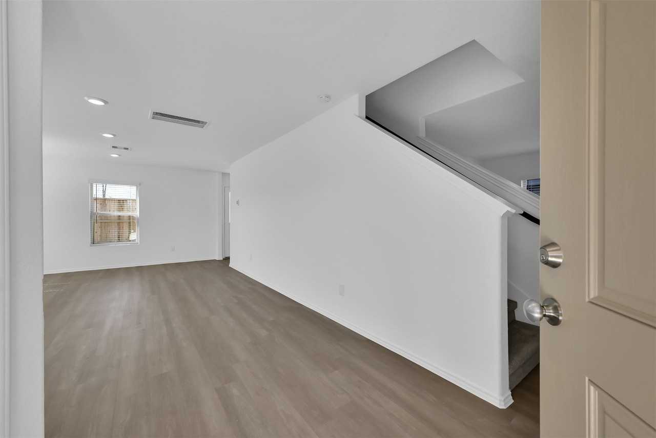 1714 Campos Ct - Photo 3 of 23