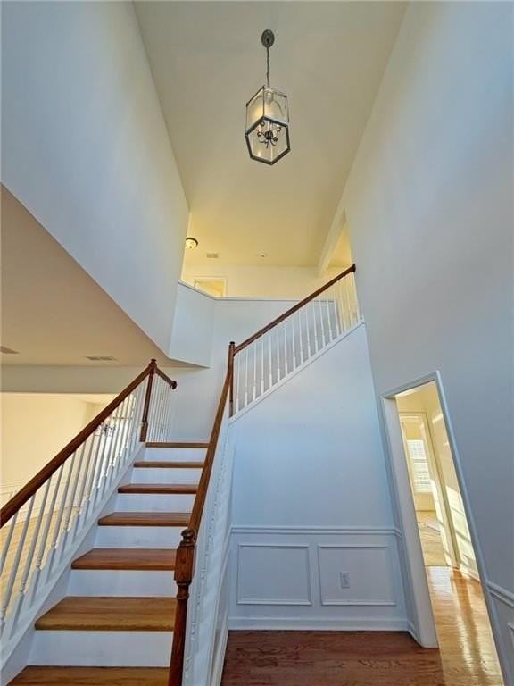 8205 Norwich Pl - Photo 4 of 50