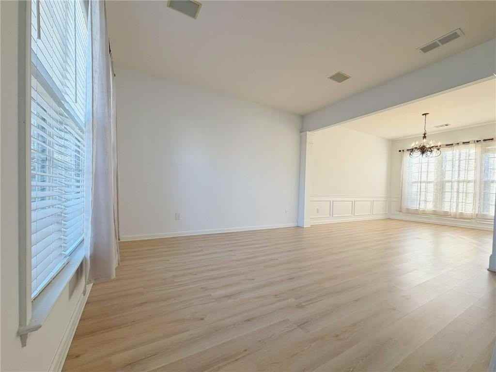 8205 Norwich Pl - Photo 5 of 50