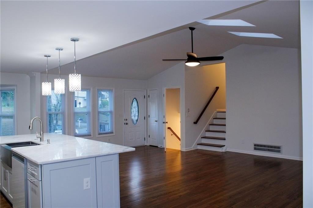 1157 Mountain Springs Dr Nw - Photo 5 of 18