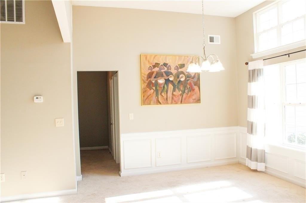 4445 Scotland Ct - Photo 5 of 21