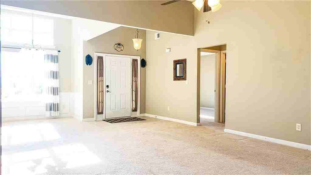 4445 Scotland Ct - Photo 7 of 21