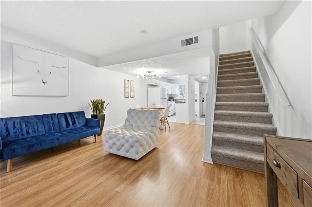 1677 Wynndowne Trl Se - Photo 5 of 22