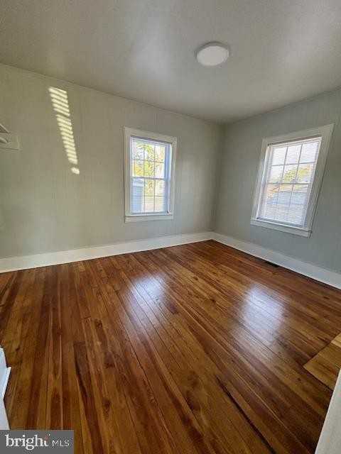 235 Main St - Photo 7 of 13