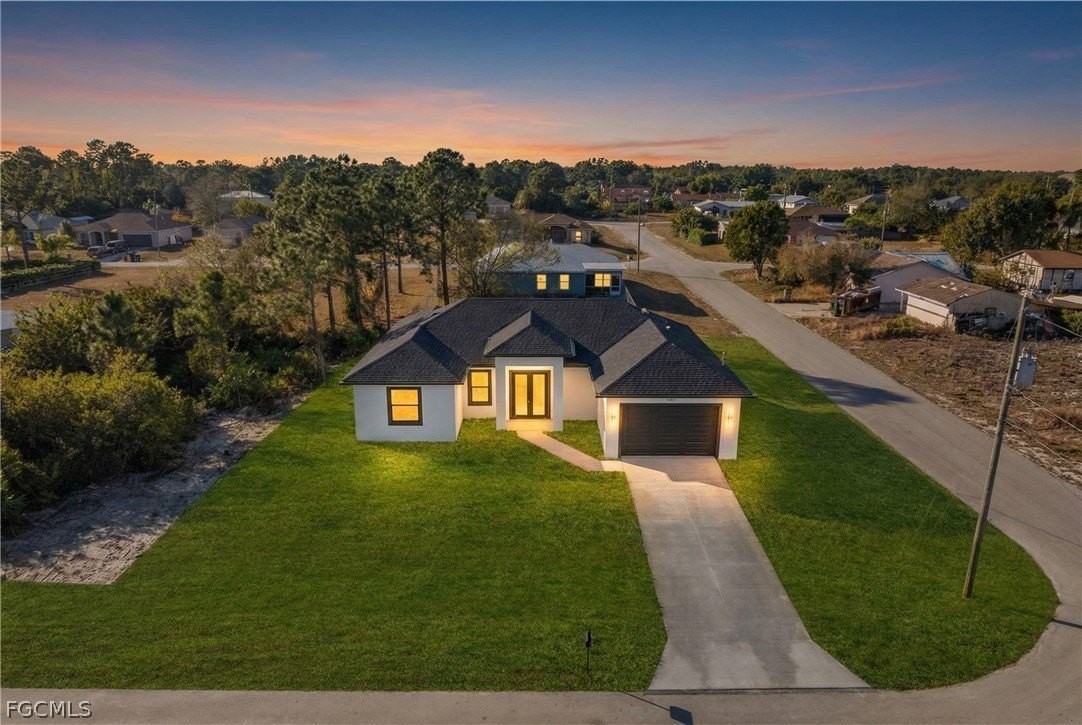 5231 6th St W - Photo 2 of 26