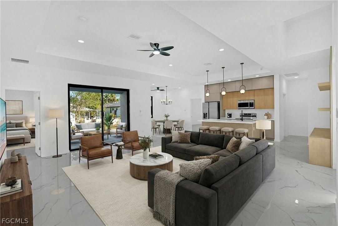 5231 6th St W - Photo 7 of 26