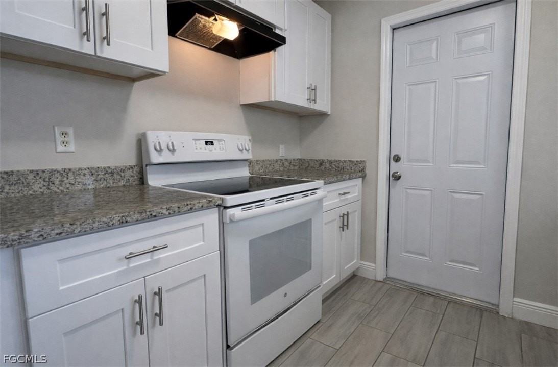 12274 1st St - Photo 4 of 17