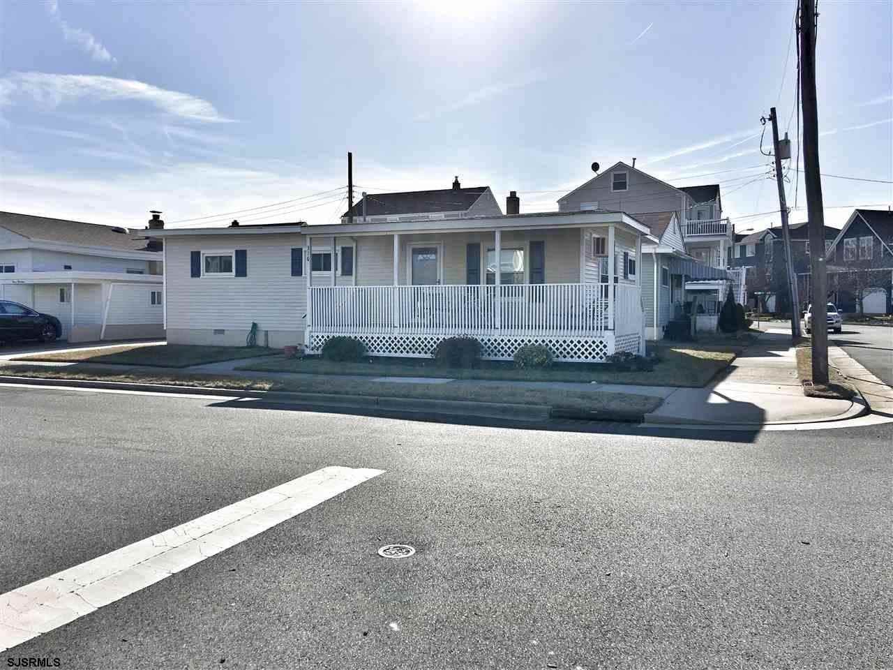 316 N Vendome Ave - Photo 3 of 19