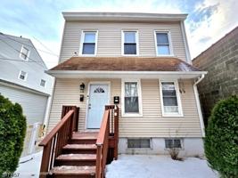 featured image of 330 N 10th St #2