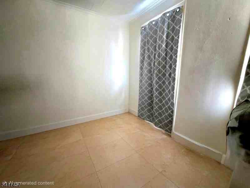 330 N 10th St #2 - Photo 2 of 11