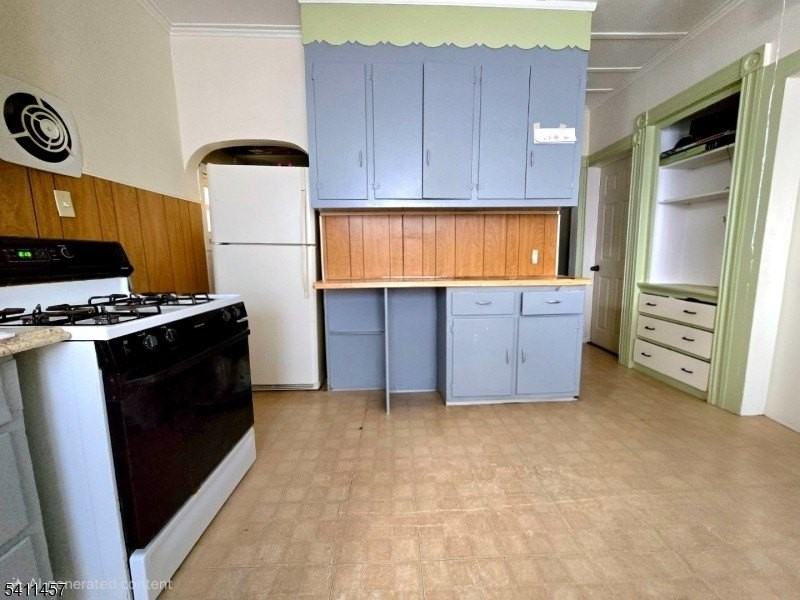 330 N 10th St #2 - Photo 5 of 11