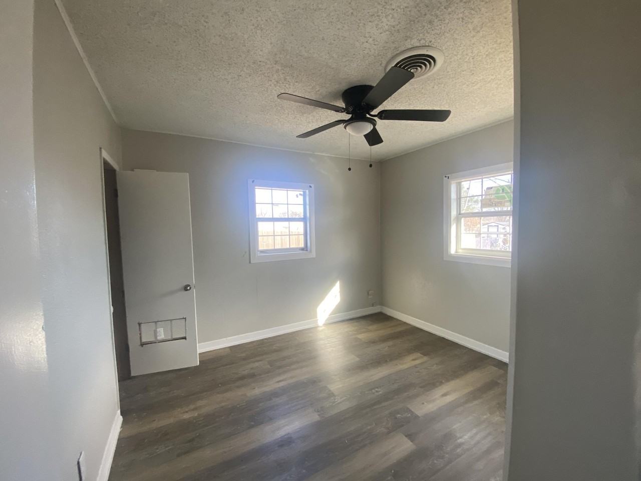 3012 39th St - Photo 6 of 10