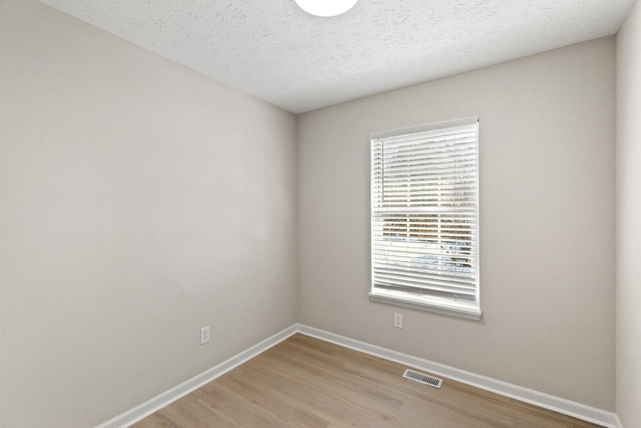 107 Old Lemons Mill Ct - Photo 7 of 9