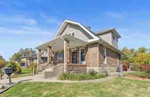 featured image of 2929 Newman St