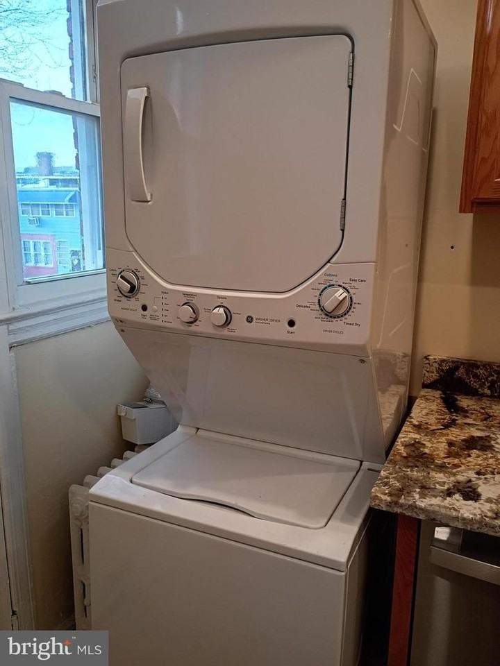 5220 4th St Nw - Photo 3 of 9