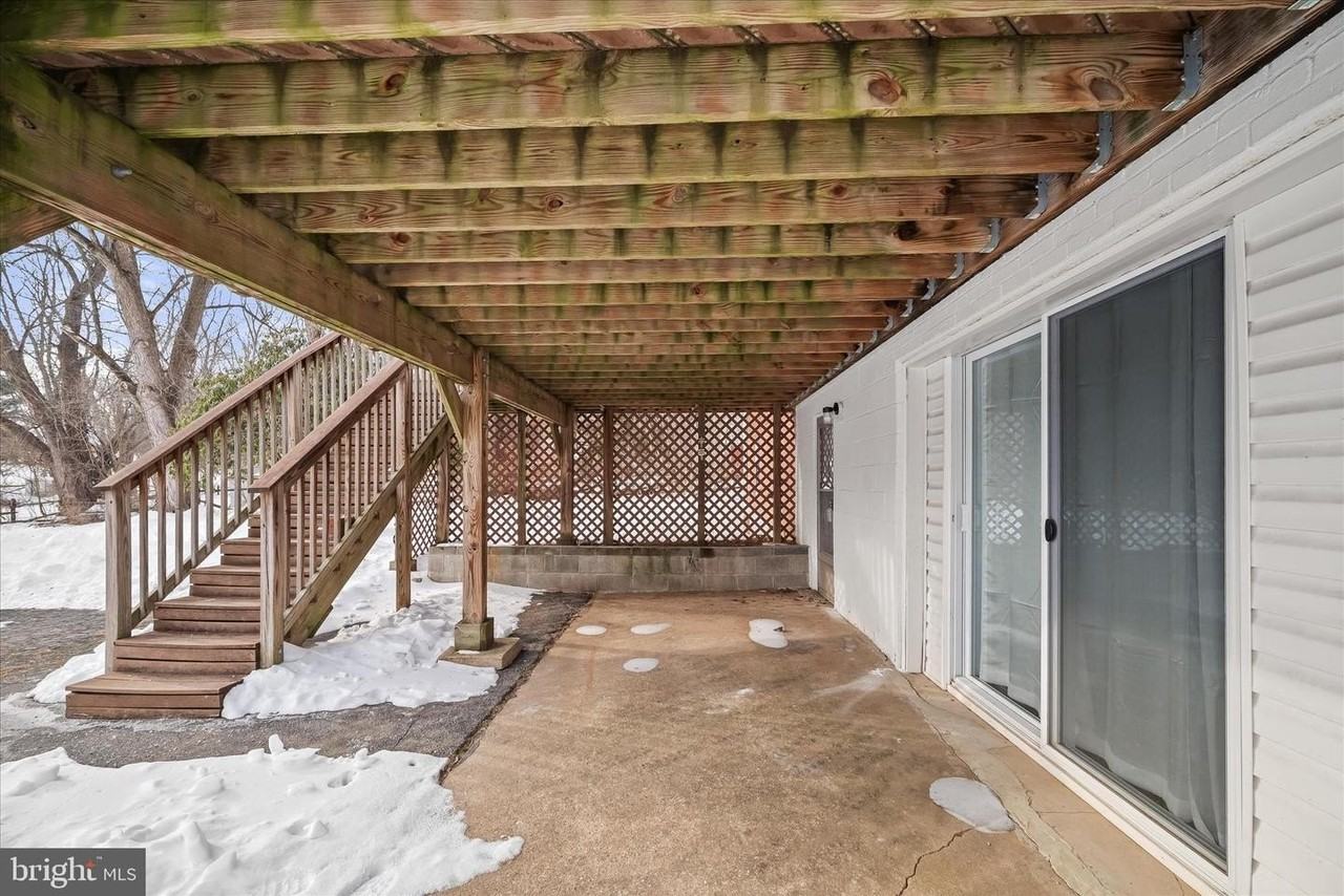 1639 The Strand - Photo 6 of 18