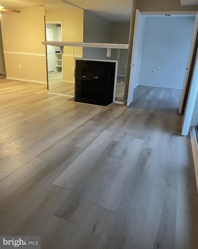 10028 Stedwick Rd - Photo 4 of 21