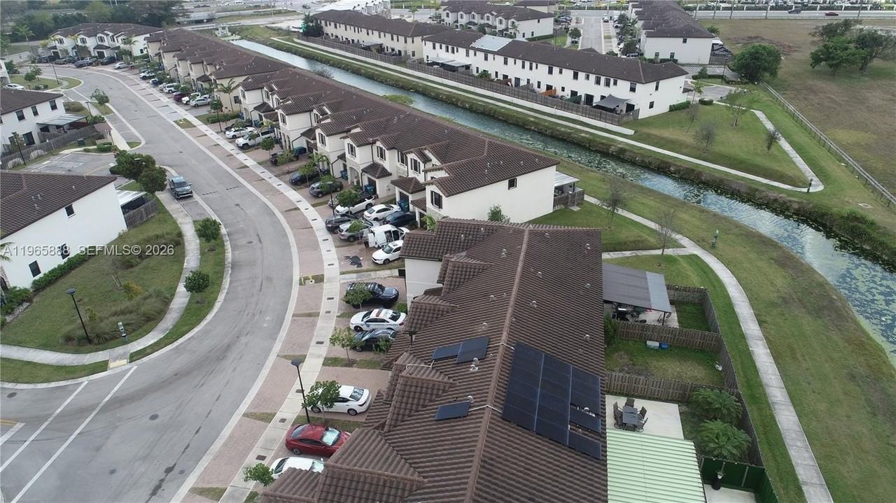 22910 Sw 127th Pl #1 - Photo 7 of 8