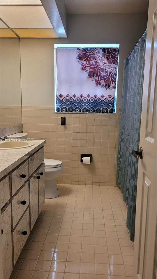 114 Sevilla Ave - Photo 5 of 5