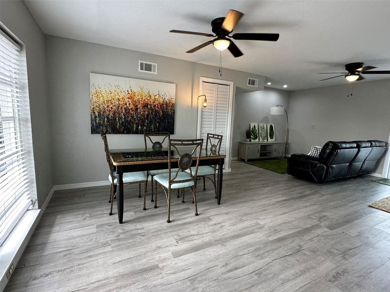 135 Godfrey Ave Ne - Photo 6 of 37