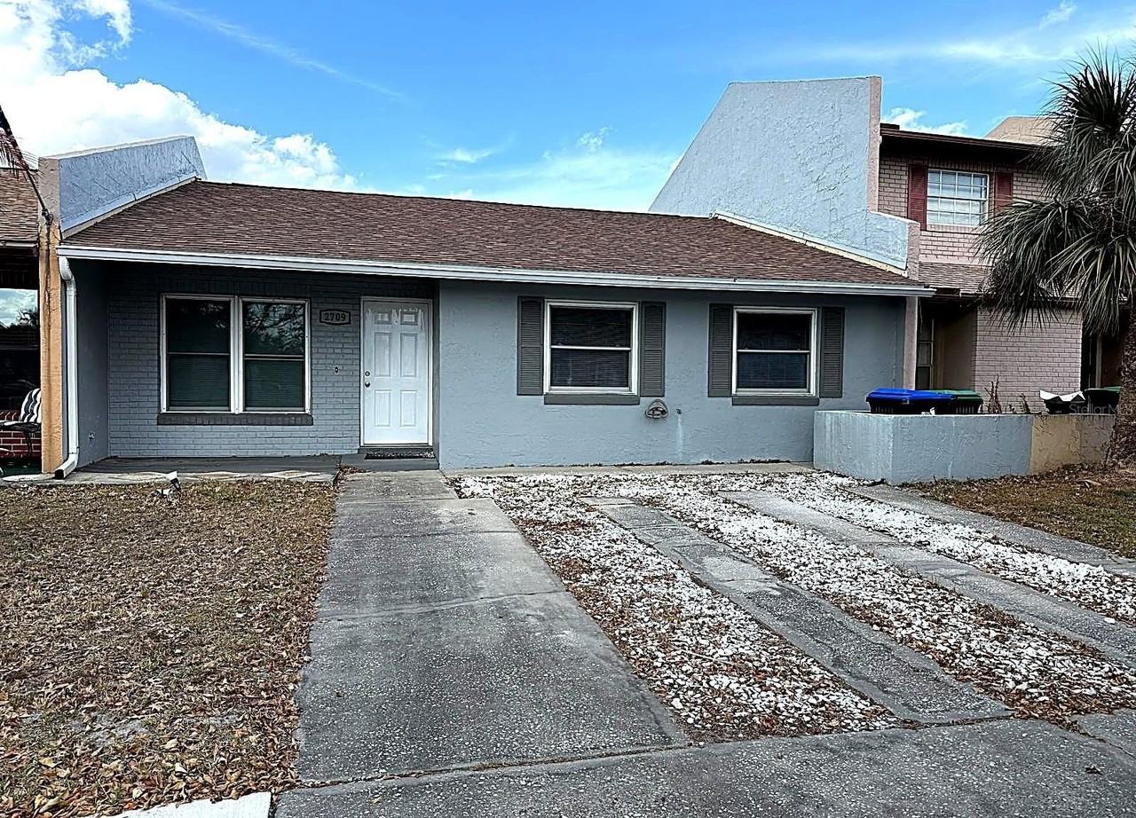 2709 Sunbury St - Photo 2 of 27