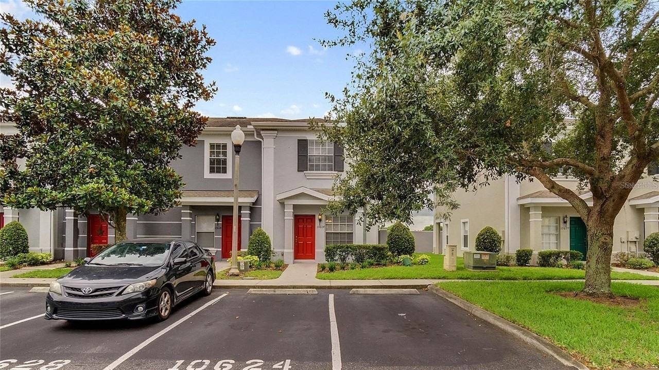 10624 Savannah Wood Dr #89 - Photo 3 of 18