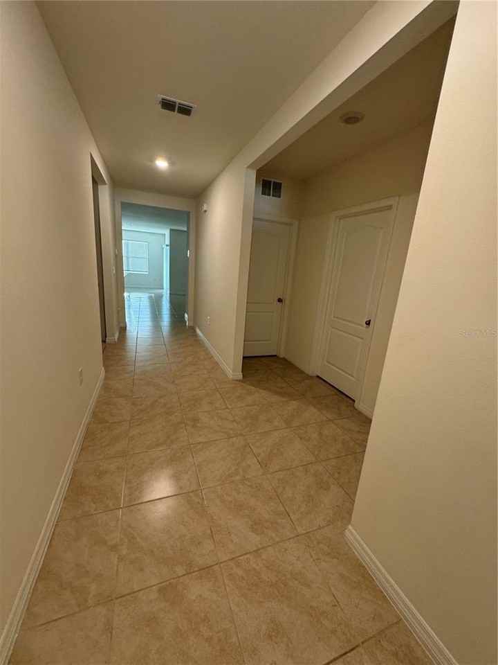 3902 Whitney Way - Photo 6 of 10