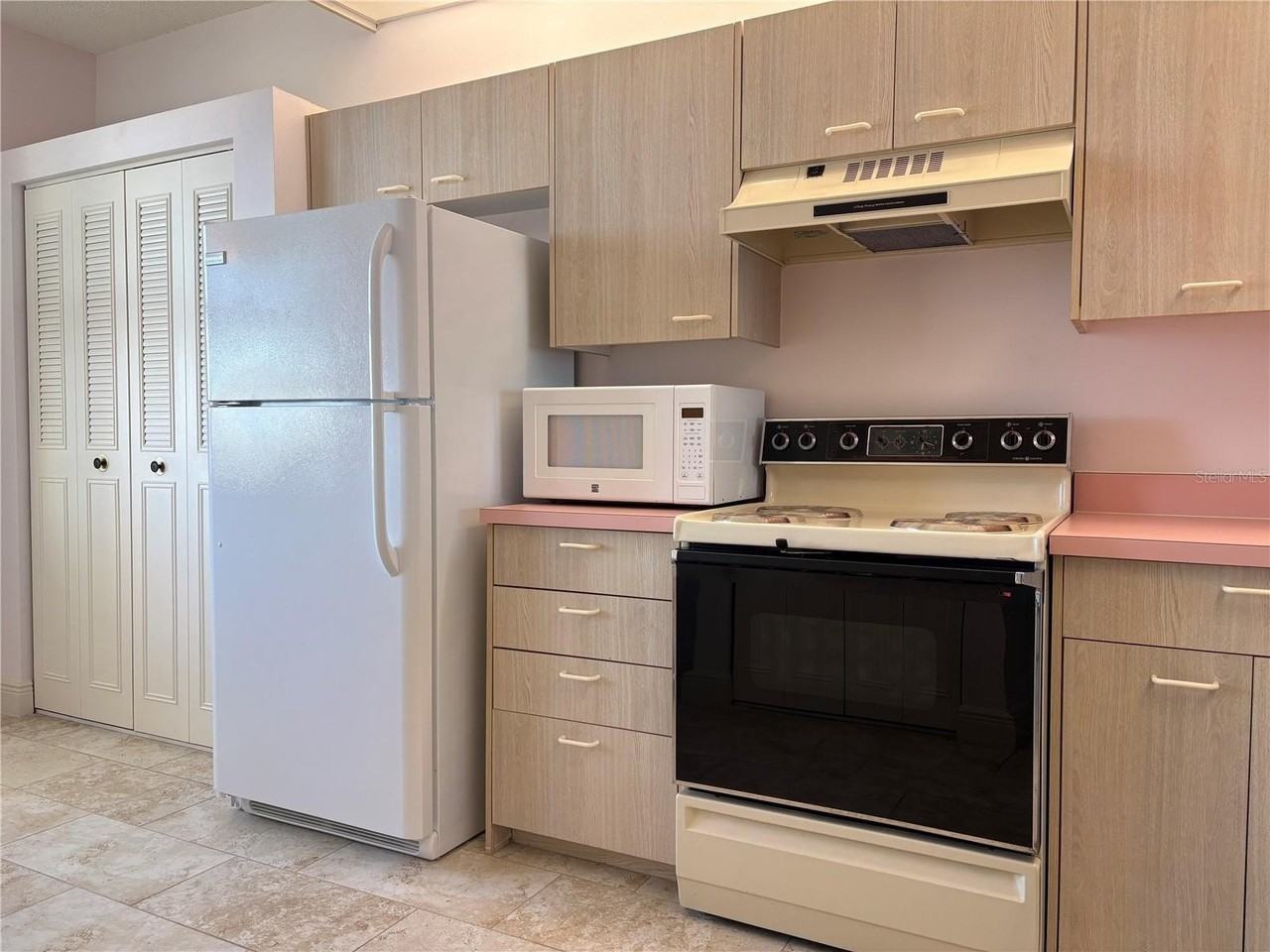 7979 Sailboat Key Blvd S #306 - Photo 7 of 50