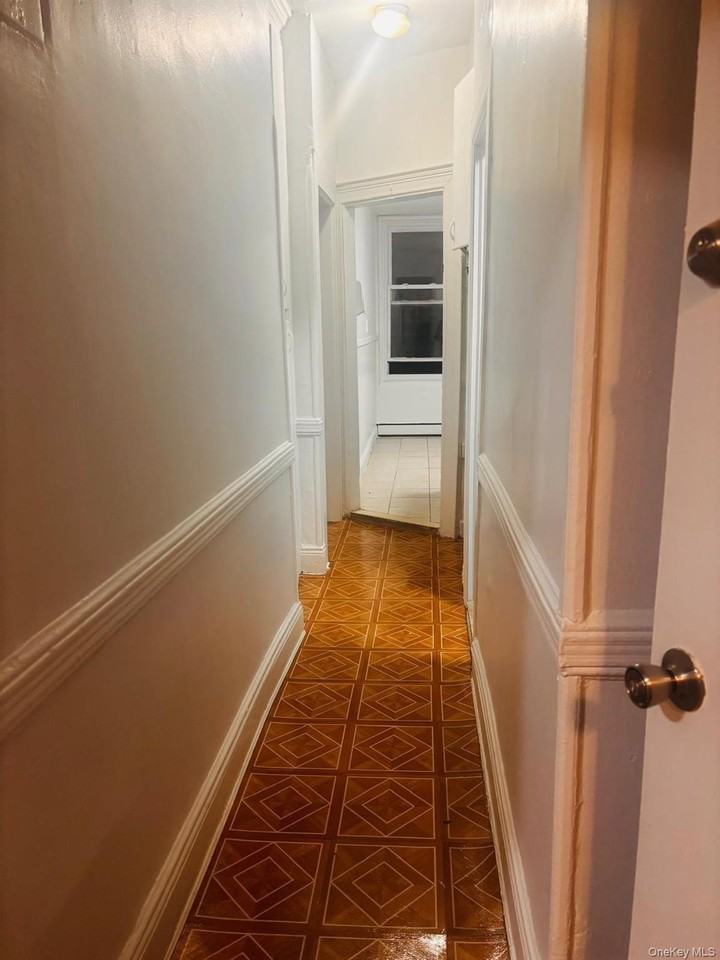 8815 Jamaica Ave - Photo 2 of 11