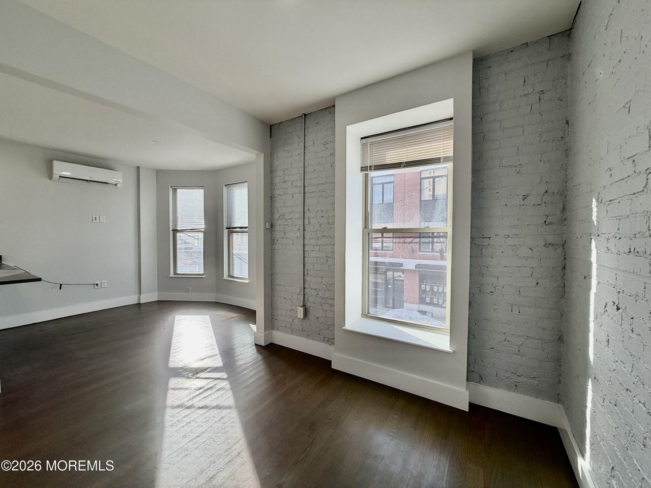 410 Bond St Unit 1 #1 - Photo 4 of 12