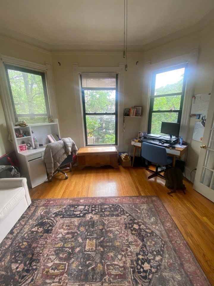 955 W Dickens Ave Apt 3r #3R - Photo 3 of 13