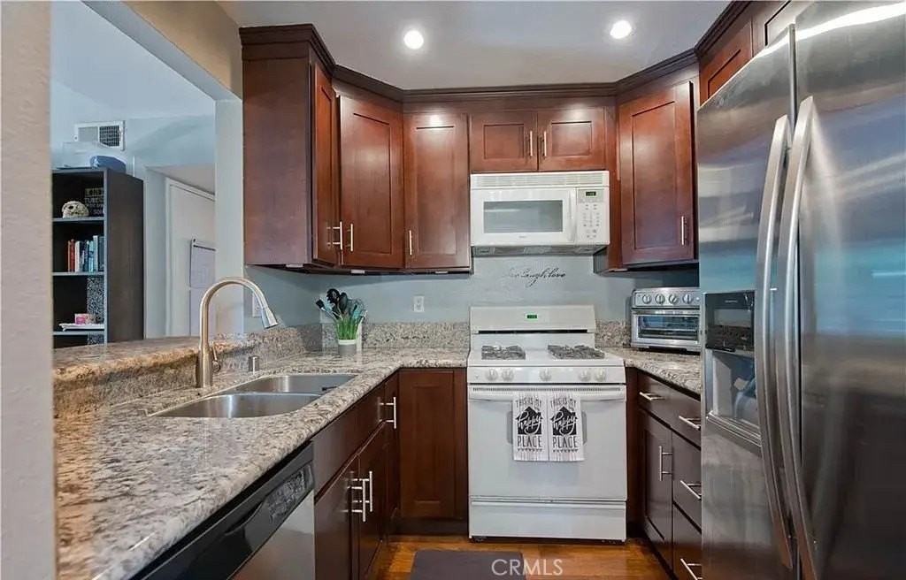 23745 Del Monte Dr #148 - Photo 5 of 19