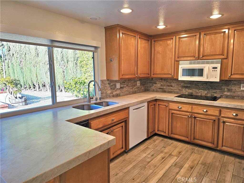 25451 Del Cobre - Photo 6 of 27