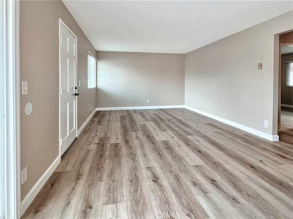 16941 Sims Ln #B - Photo 2 of 14