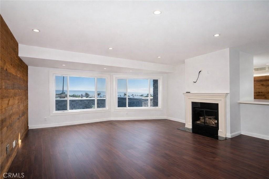 653 Manhattan Beach Blvd #M - Photo 2 of 15