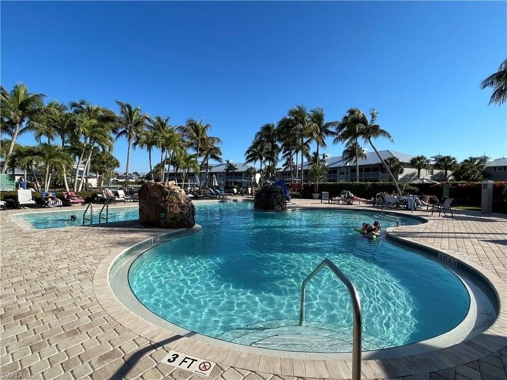 7870 Mahogany Run Ln Apt 1722 #1722 - Photo 2 of 45