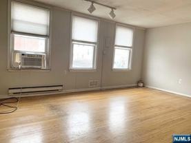 53 Clinton Pl - Photo 1 of 1