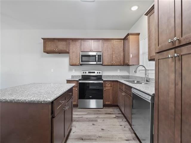 115 Village Oaks Blvd - Photo 4 of 11