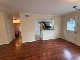 2132 Gibson St - Photo 5 of 10