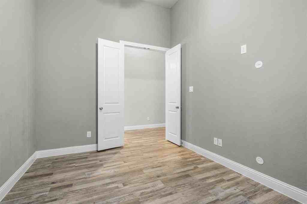 1424 16th St - Photo 6 of 40