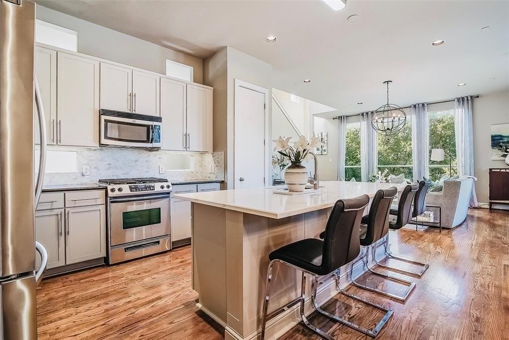 1333 Saint Joseph St #16 - Photo 5 of 26